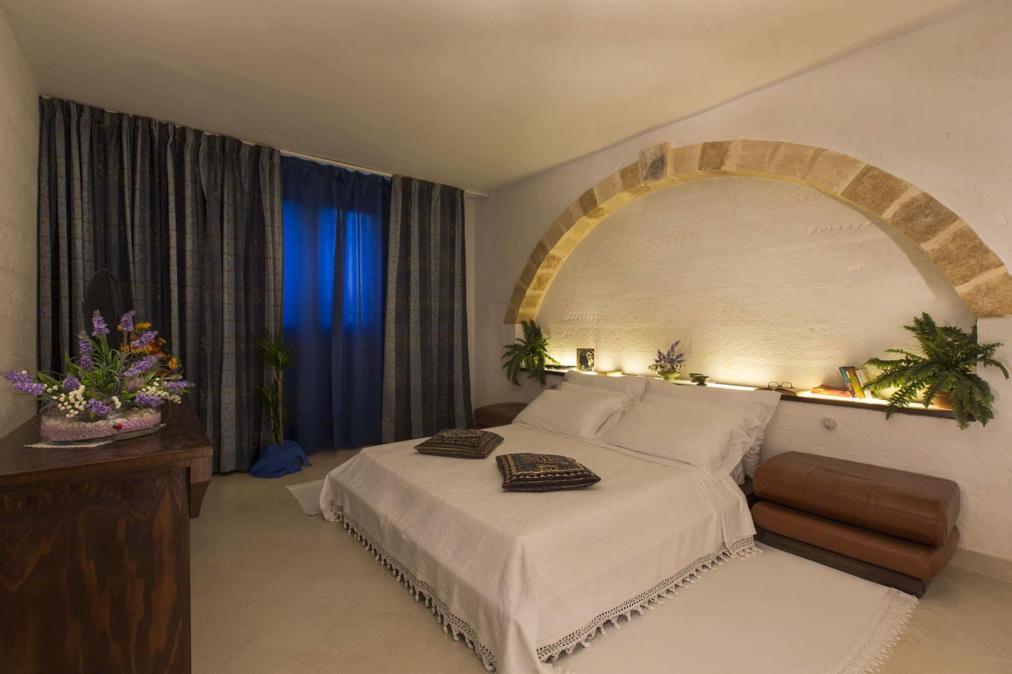 Masseria Quadrelli Bed and Breakfast Sanarica Esterno foto